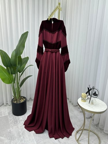 فستان سهره لون راقي خامه انيقه