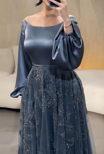 فستان كريب استرتش تطريز راقي