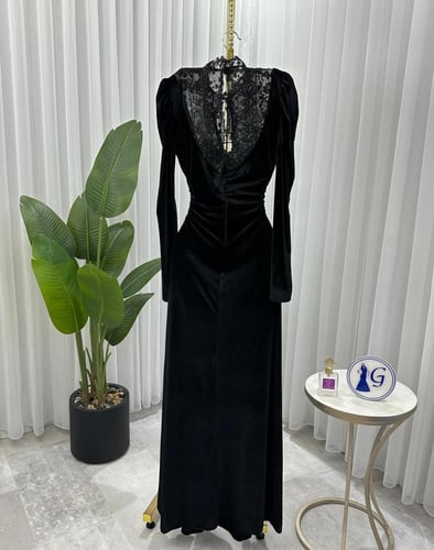 فستان مخمل راقي لون انيق خامه مخمل