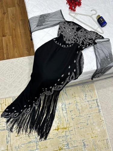 فستان كريب استرتش تطريز راقي