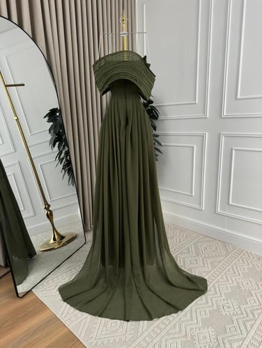 فستان سهره راقي لون انيق خامه مخمل تل عل باربي +تط...