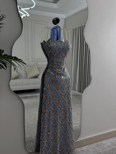 فستان سهرة لون انيق خامه خرز عل تل مبطن