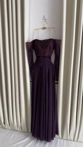 فستان سهره لون راقي خامه شيفون جورجيت عل بطانه