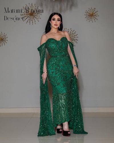 فستان سهره لون انيق راقي خامه فاخره مطرزه