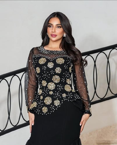 فستان سهره لون انيق راقي خامه كريب استرتش +شيفون +...