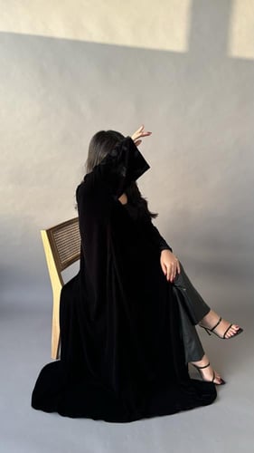 7- مخمل مطرز