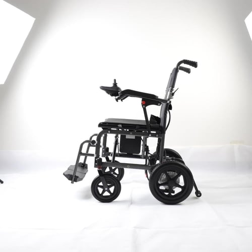 كرسي كهربائي متنقل قابل للطي خفيف 23 كجم ببطارية ل...