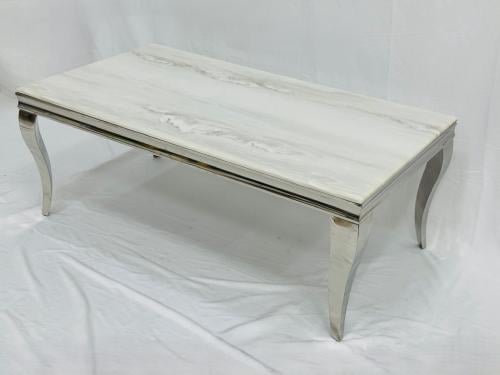 طاوله ملكيه