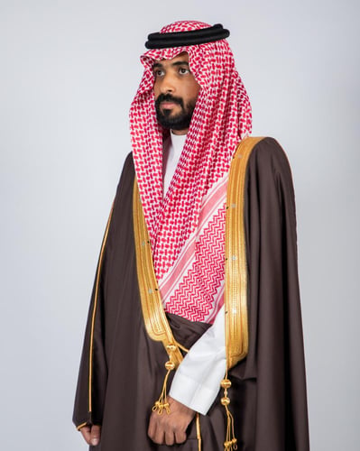 بشت ملكي عودي ربيعي ونيشن