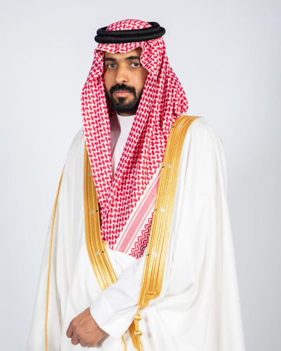 بشت ملكي عودي ربيعي ونيشن