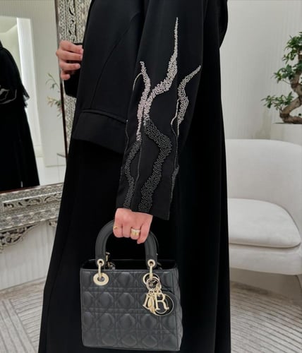 عباية النجمة الفضية