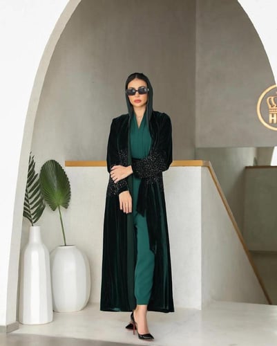 عباية الطبقه المخمليه