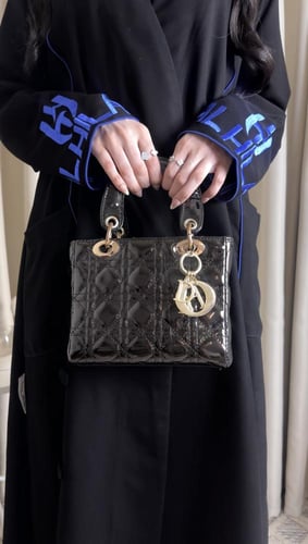 عبايات الهلال