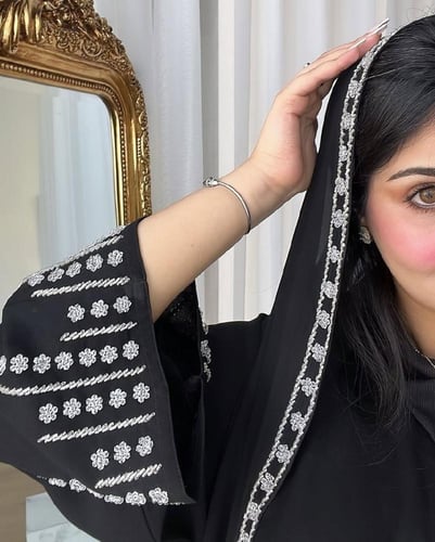 عباية غافية