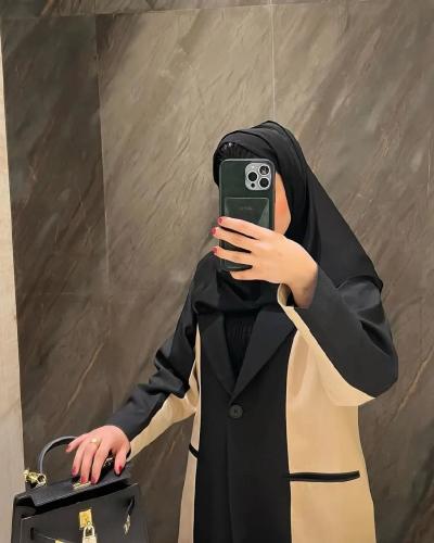 عباية نجمات