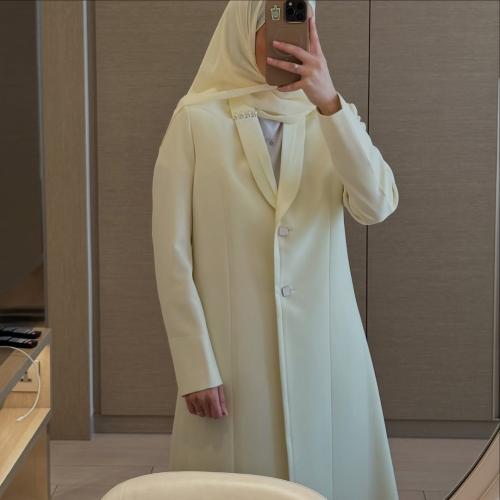 عباية دانة_ بليزر