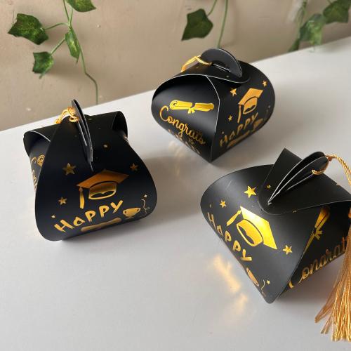 توزيعات التخرج‍