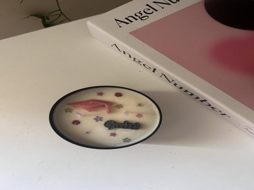 شمعة التخرج