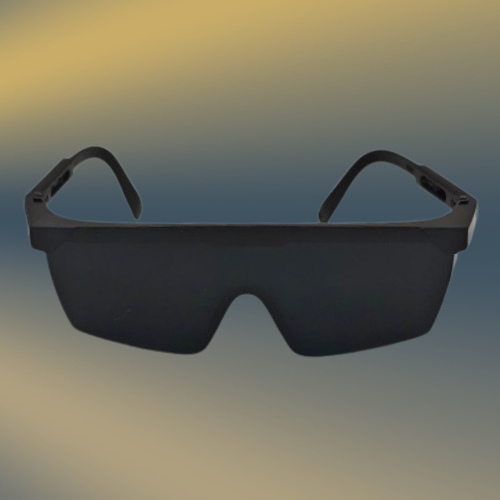 نظارات سحب اسود ثقيل