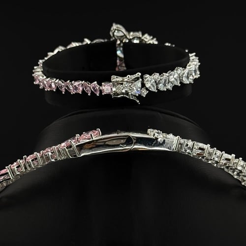 طقم زيركون فضي مكس وردي أنيق بإصدار خاص دقة الماس...