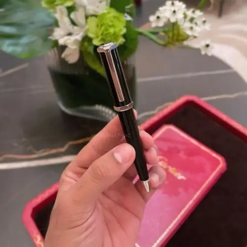 اقلام رجالية ماركة كارتير