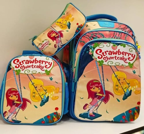 شنطة مدرسية 4 في 1 من ماركة ثري ام strawberry shor...