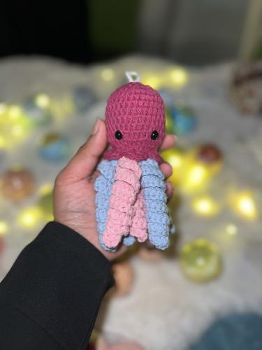 Octopus with eight legs