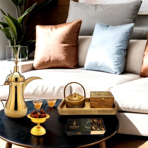 مبخرة شعر مع علبة للعود طقم ذهبي