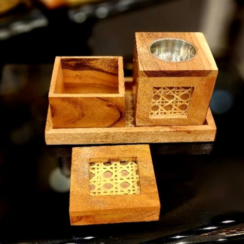 مبخر مع علبة للعود طقم