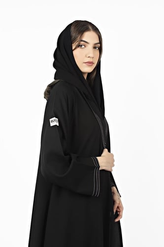 عباية كريب اندونيسي لون أسود تطريز ابيض