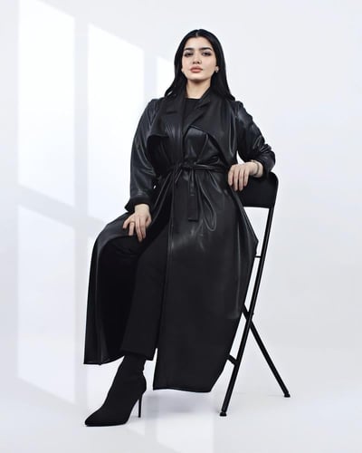 بليزر جلد وشمواه ناعم( اسود)