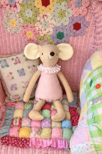 Mouse plushie