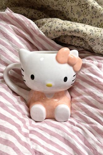 Hello kitty cup
