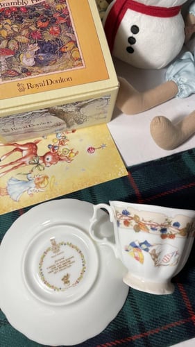 Brambly Hedge cup set autumn edition