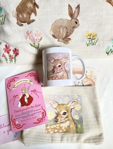 Deer cup and makeup bag set