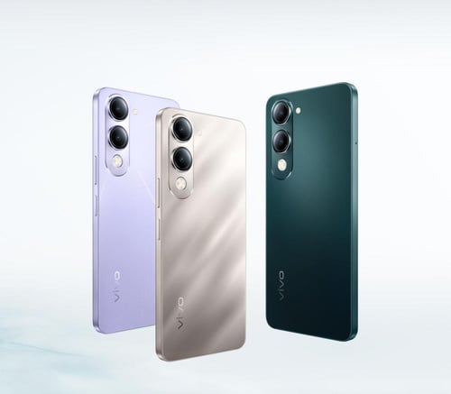 vivo Y04 لون اخضر بمساحة 256 جيجا و 6 جيجا رام