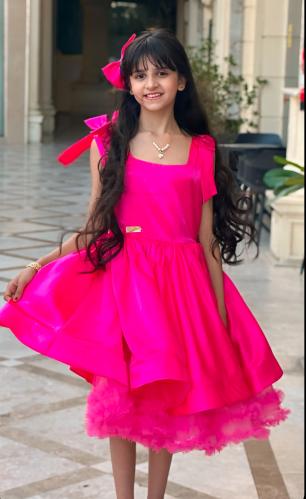 فستان الأميره الفوشي