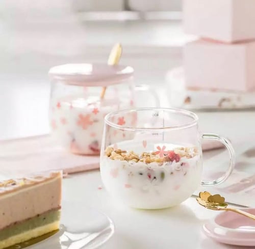 كوب الساكورا