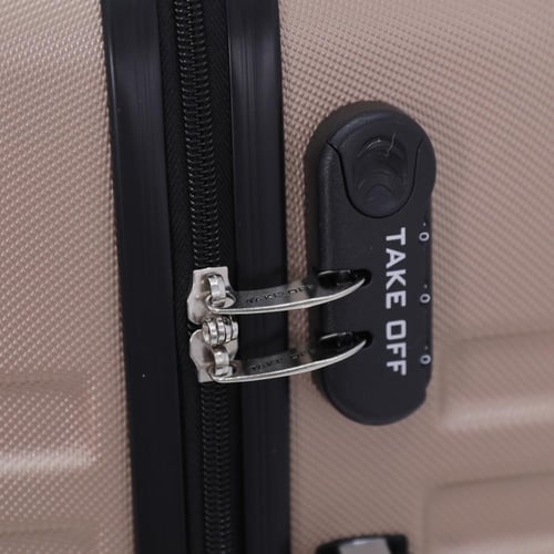 طقم حقائب ماركة تيك اوف