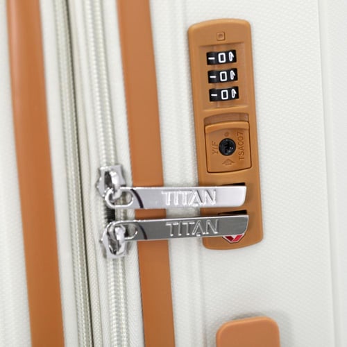 طقم حقائب ماركة تيتان