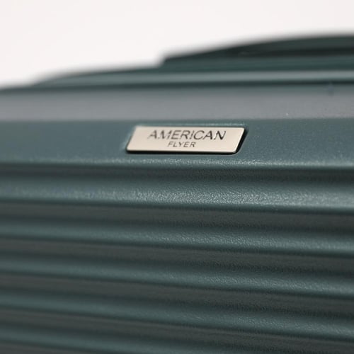 طقم حقائب ماركة امريكان فلاير