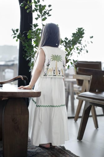 فستان مع السديري - يزهر المجد