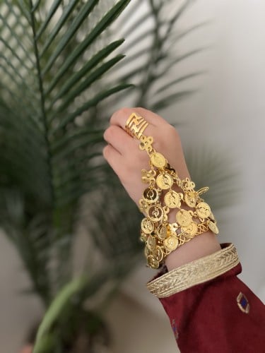 كف يد (اسوارة مع خاتم)