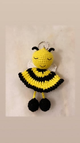 ميدالية النحلة ( تعليقة سيارة / مفاتيح )