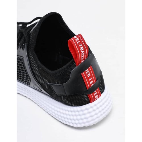 حذاء رجالي رياضي ، بموديل جميل ، خفيف ومريح ،