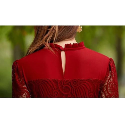 فستان أنيق ومميز من الشيفون والدانتيل ،