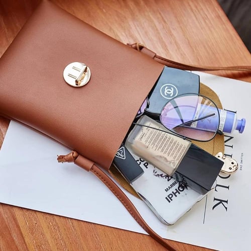 حقيبة صغيرة أنيقة وخفيفة ،