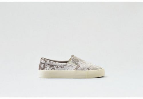 حذاء جميل مسطح مخمل من مجموعة American Eagle ،