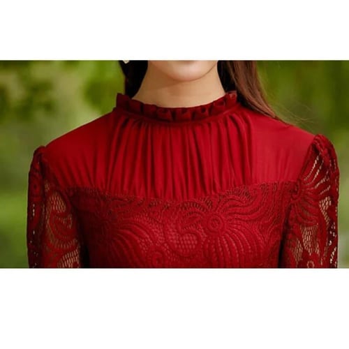 فستان أنيق ومميز من الشيفون والدانتيل ،