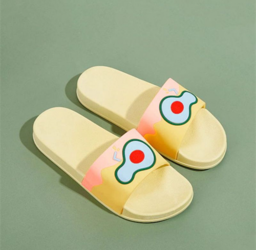 شبشب بتصميم لطيف ومريح